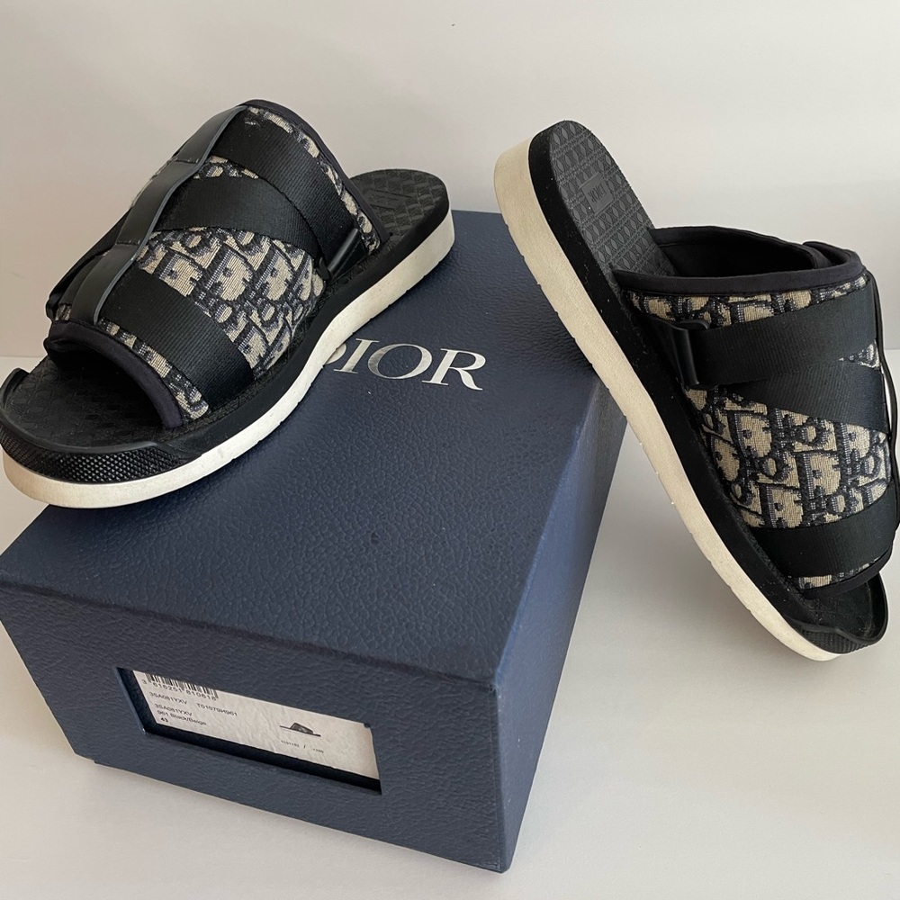 Men’s Christian Dior Alpha Oplique sandals size 43 100% authentic